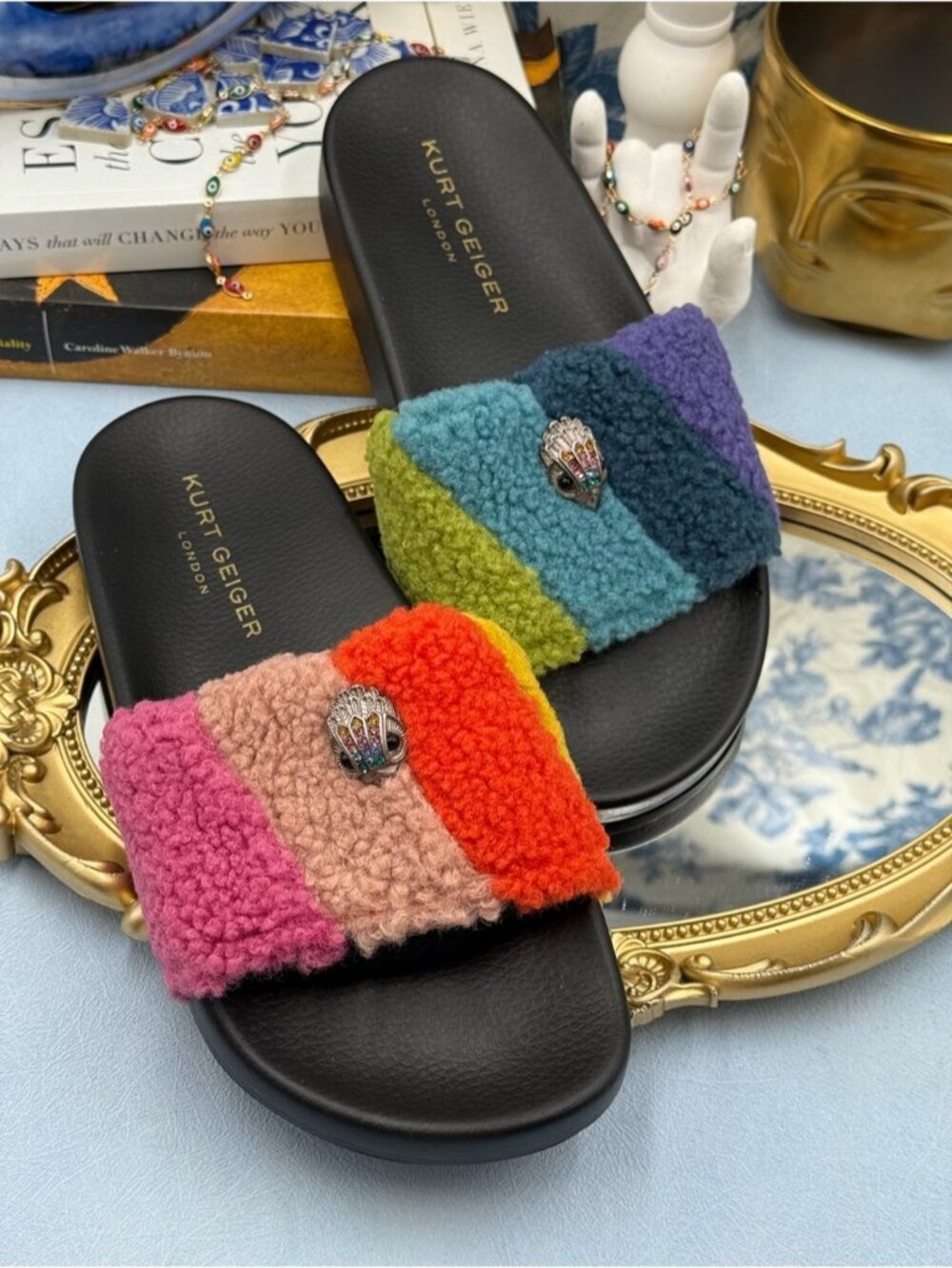 🆕 KURT GEIGER LONDON 🧿 NWOB Meena Teddy Slide, Rainbow Sherpa